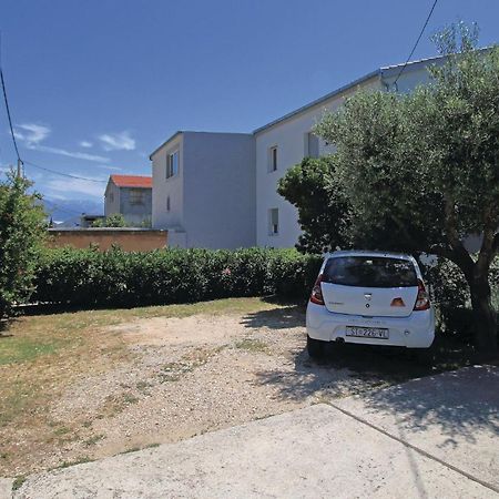 Amazing Apartment In Kastel Sucurac With Kitchen Kaštela Eksteriør bilde